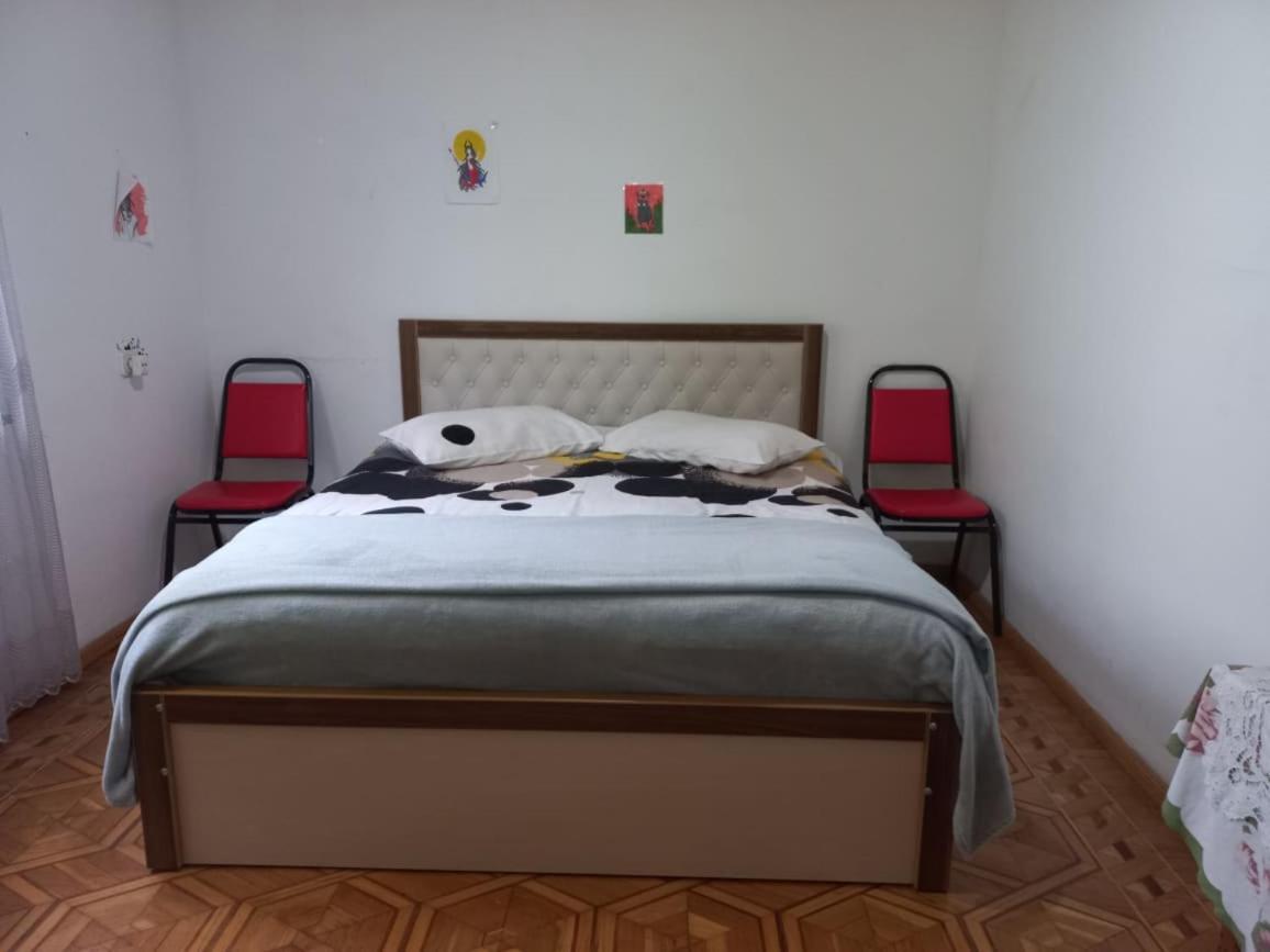 Сибиряк Tskhaltubo Esterno foto